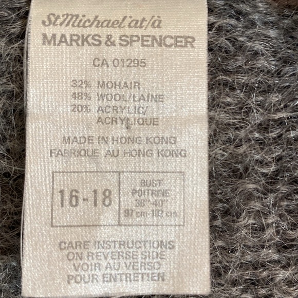 Marks & Spencer’s - vintage wool blend sweater. Size 16-18 - Picture 4 of 8